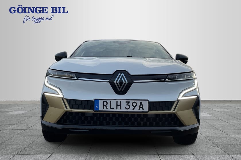 Bild 3 av Renault Mégane E-TECH Iconic 60kWh/220hk 360-kamera/ H&K/20"/ Massagestolar
