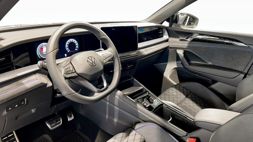 Bild 2 av Volkswagen Tayron eHybrid R-LINE Edition e-Hybrid 272HK DSG