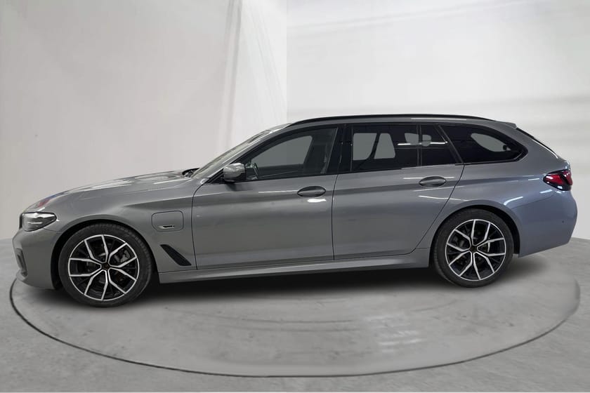 Bild 2 av BMW 530e xDrive Touring Touring, G31 12kWh LCI M Sport
