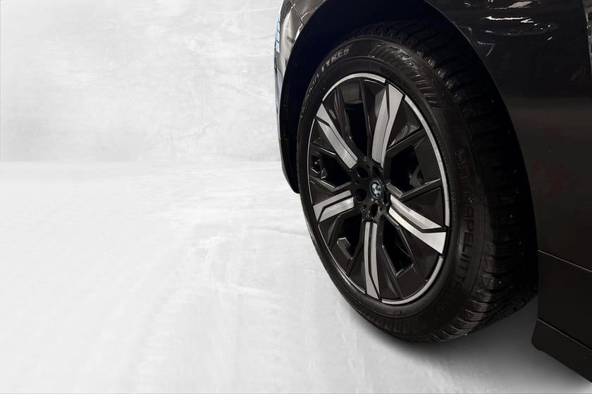 Bilde 2 av BMW iX xDrive50 Fully Charged LaserLys, Head-Up, H/K, Krok