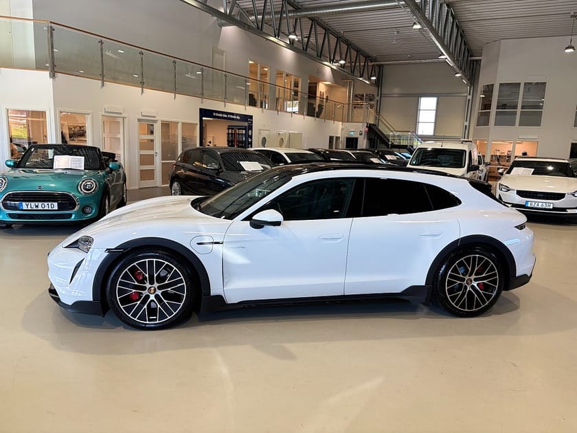 Bild 2 av Porsche Taycan 4S Cross Turismo Direct Drive/ic *HUD/Pano/DirctD*