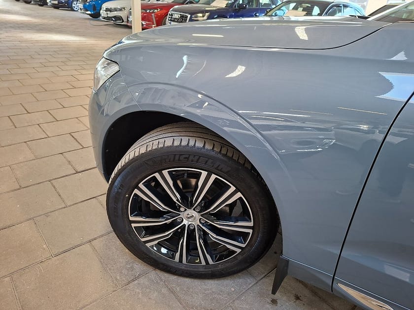 Bild 5 av Volvo XC60 B5 AWD Geartronic Inscription VOC|Drag|Läder