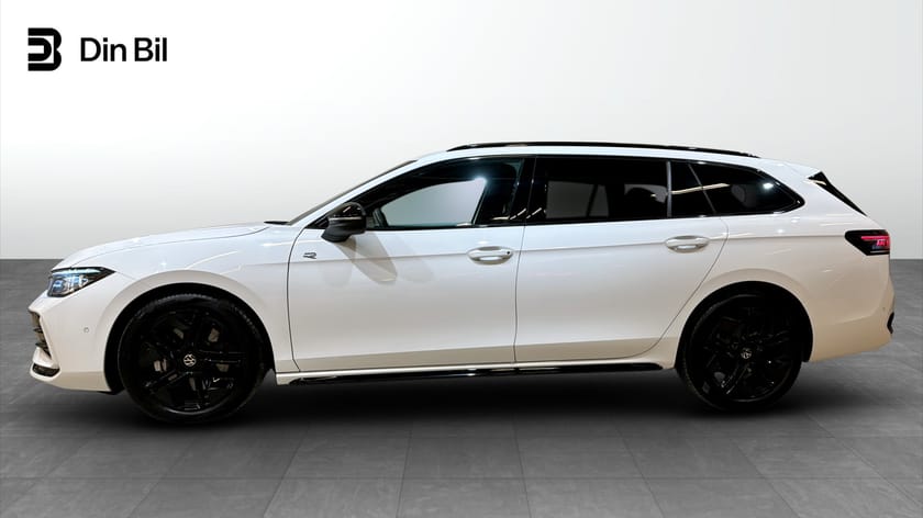 Bild 2 av Volkswagen Passat Sportscombi R-Line Black TDI193 DSG 4M Drag