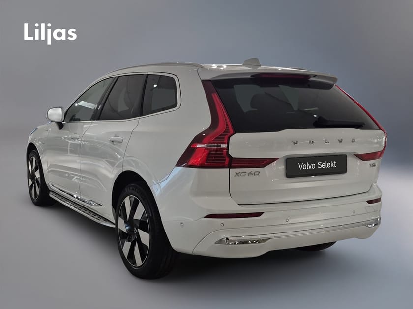 Bild 4 av Volvo XC60 T6 AWD Ultra Bright//Dragkrok//360-Kamera//