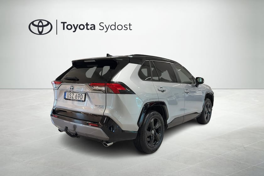 Bild 3 av Toyota RAV4 Hybrid AWD-i Style (drag, m-värme)