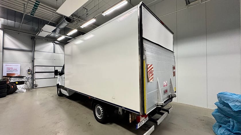 Bild 4 av Mercedes-Benz Sprinter 316 BlueTEC Chassi Cab CDI Aut / Kylbil / Bakgavel /1 Ägare