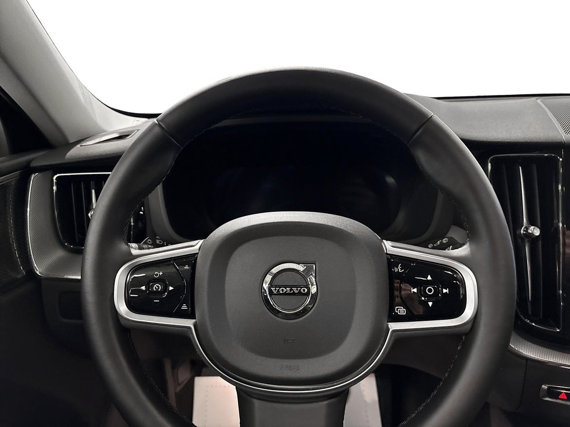 Volvo XC60 2025 - miniatyr 9