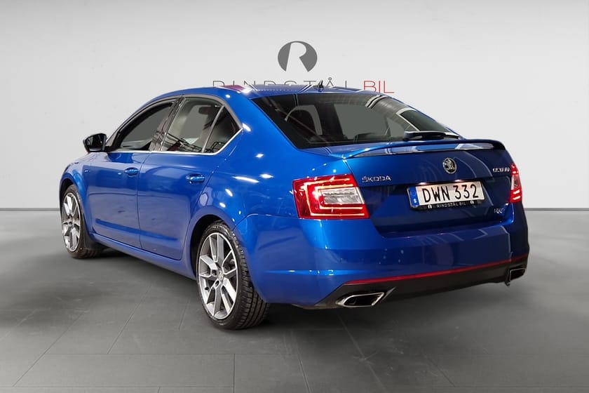 Bild 5 av Škoda Octavia RS 2.0 TSI 220 HK PDC 1042KR/ÅR 16900MIL 18"