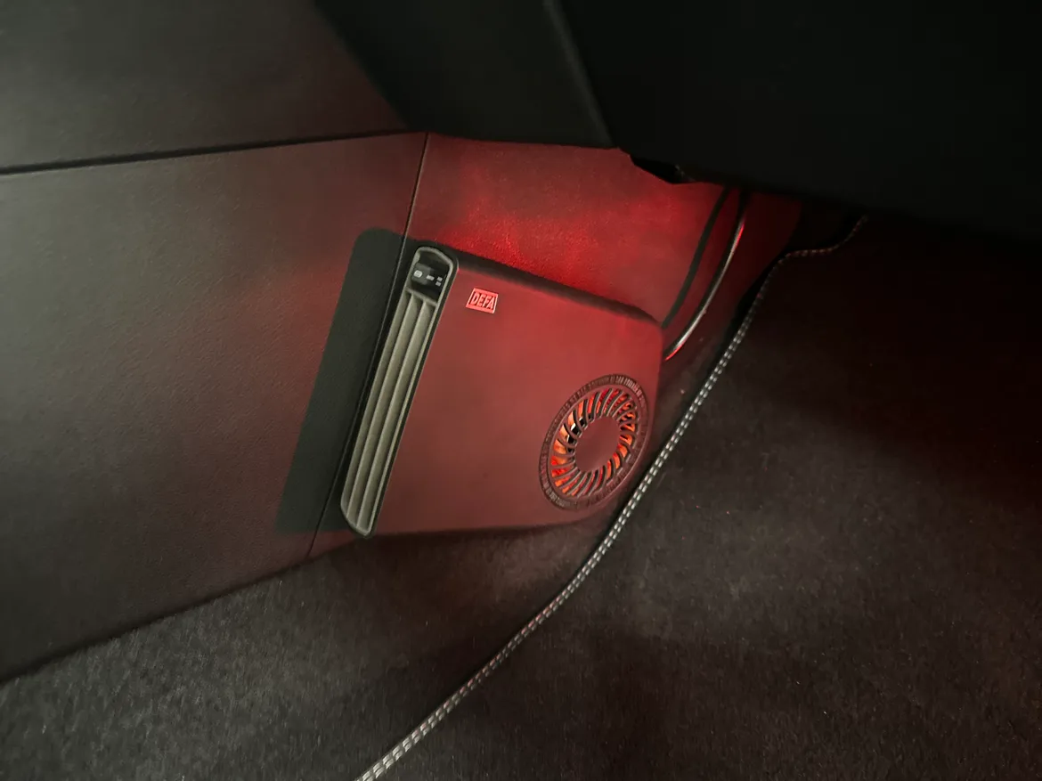 picture of a car