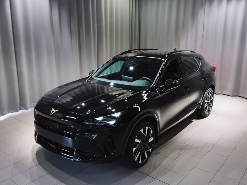 Bild 2 av CUPRA Formentor 1,5 eTSI 150 hk DSG