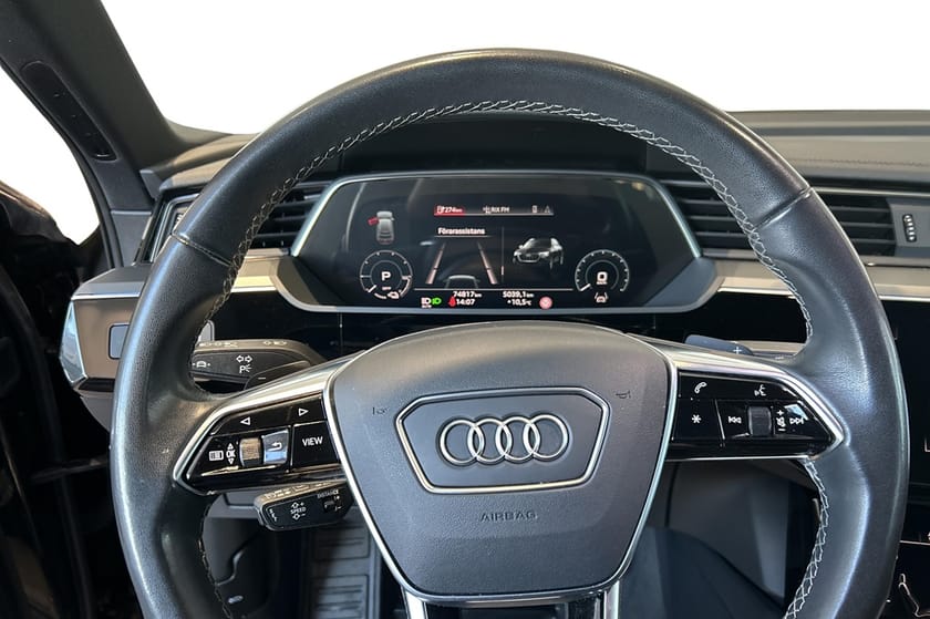 Bild 5 av Audi Q8 Sportback 50 e-tron quattro 340hk