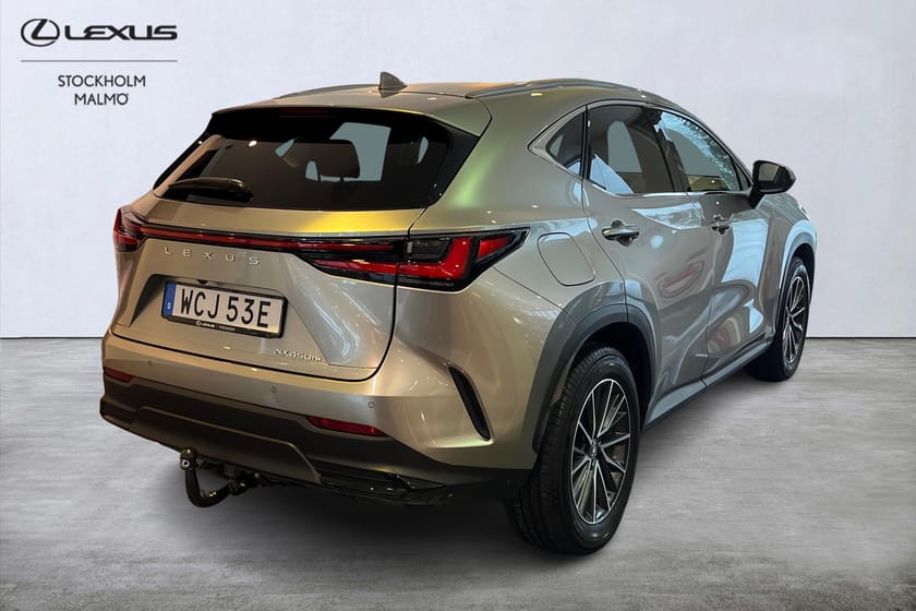 Bild 5 av Lexus NX 450h+ Business Plus AWD 309hk P-värm Drag Keyless Navi