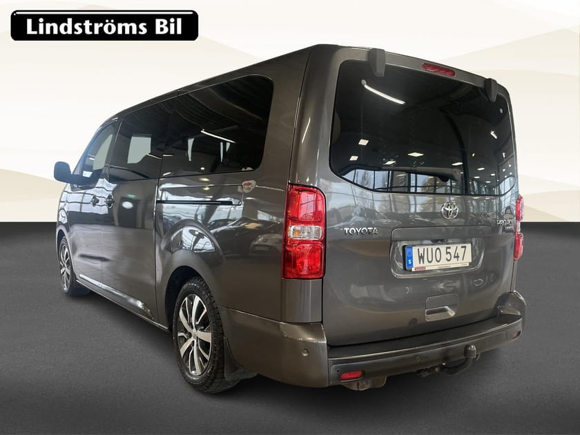 Bild 4 av Toyota Proace Verso Handikappanpassad 2.0 Premium S & V-hjul