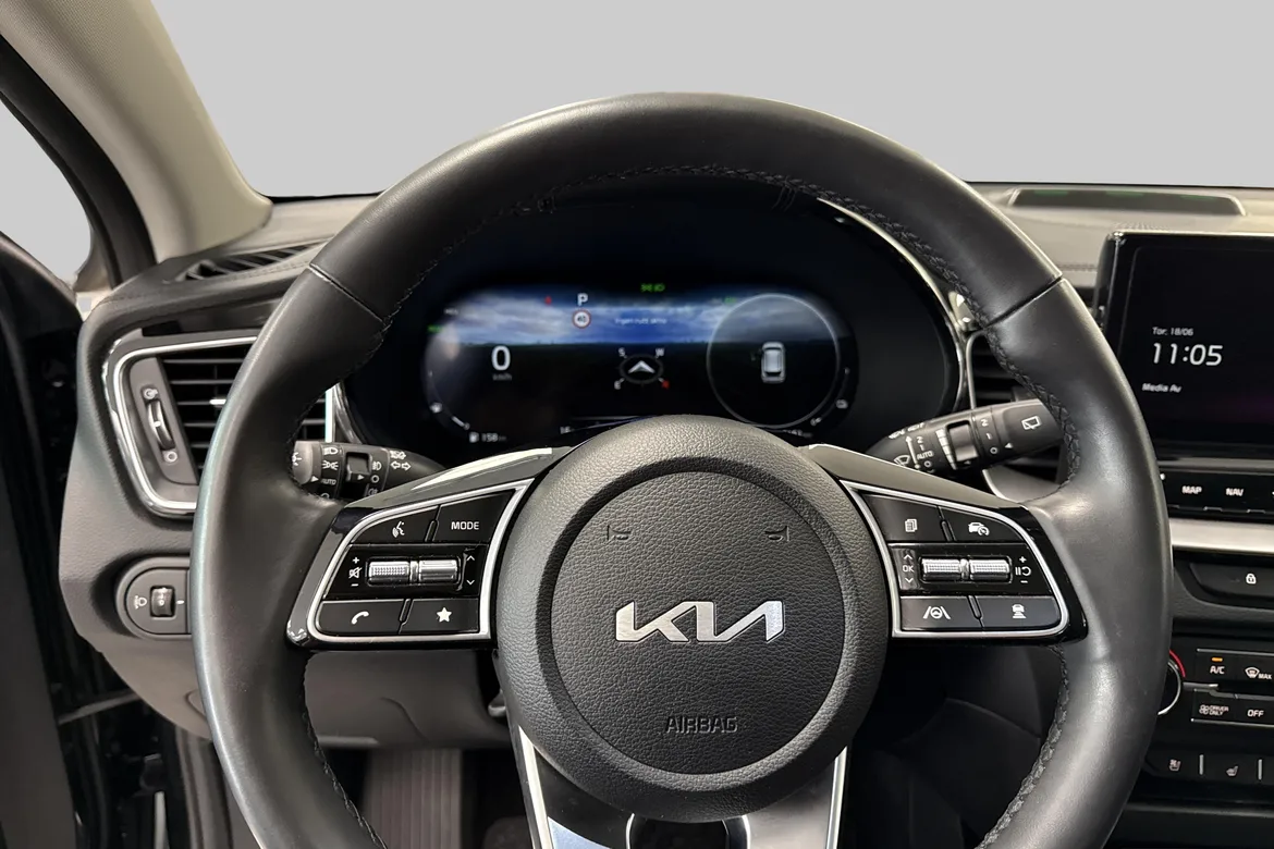 picture of a car