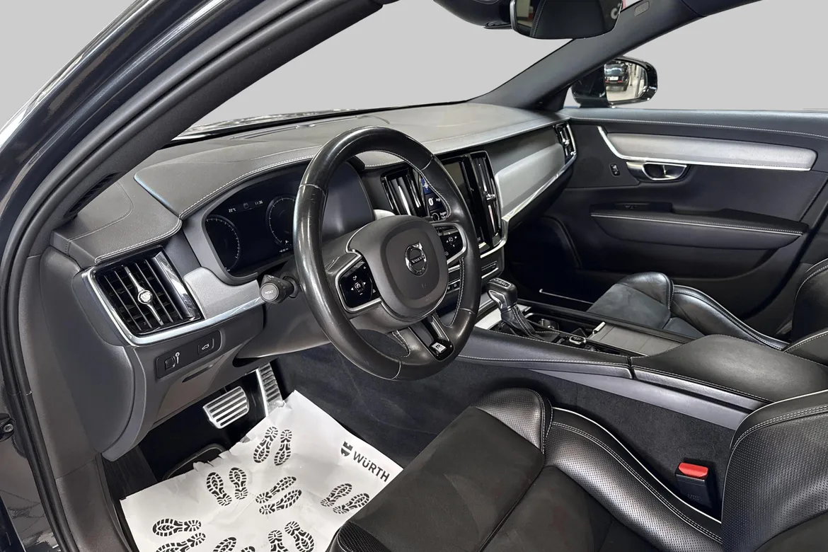 picture of a car