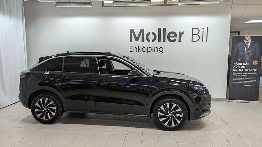 Bild 3 av Volkswagen T-Roc Life 1,5 eTSI 150Hk