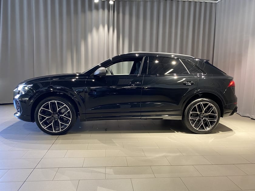 Bild 2 av Audi RS Q8 Performance SUV 640 HK TIPTRONIC QUAT.
