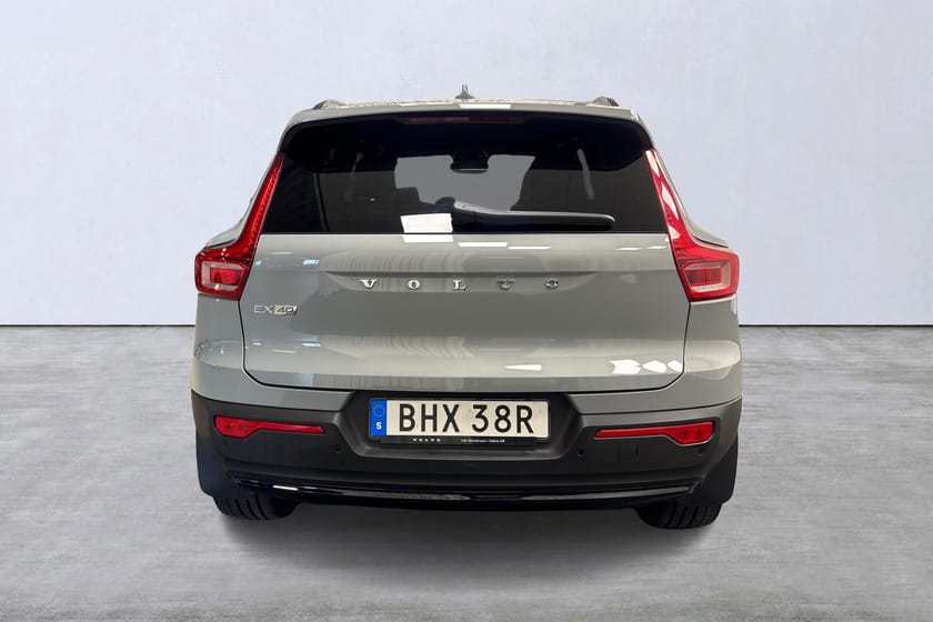 Bild 5 av Volvo EX40 Single Motor Extended Range R Plus Edt
