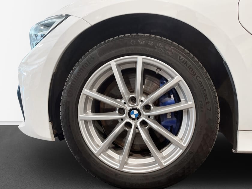 Bild 5 av BMW 330e xDrive Touring 