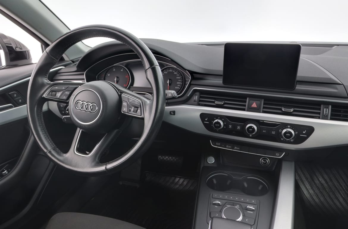 Audi A4 2017 - miniatyr 8