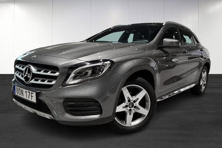 Mercedes-Benz GLA 200 Fjärrstyrd värmare Glastak AMG Line
