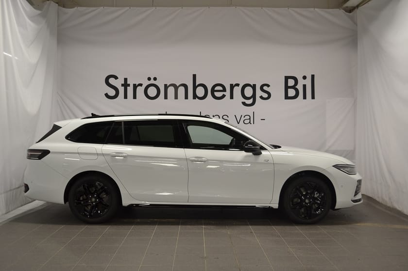 Bild 2 av Volkswagen Passat Sportscombi 2.0 TDI 193 DSG7 4M R-LINE