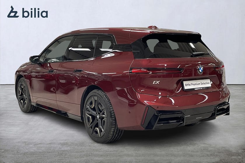 Bild 2 av BMW iX xDrive60 xDrive 60 M-Sport | Drag | Aktiv farth. | H&K | Komfort
