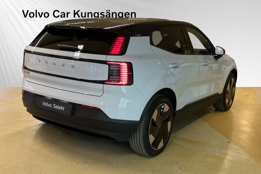 Bild 5 av Volvo EX30 Single Motor Extended Range M R Plus Edition