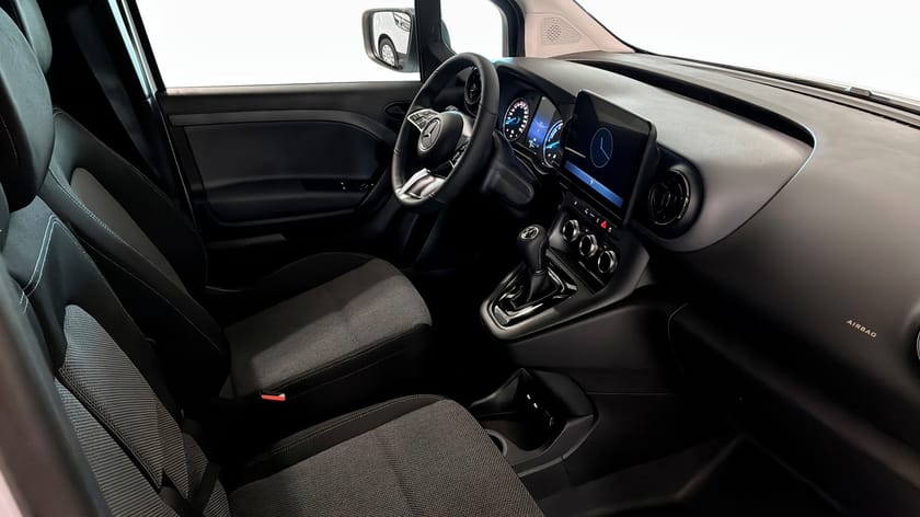 Bild 3 av Mercedes-Benz eCitan 112 | SKÅP L2 |