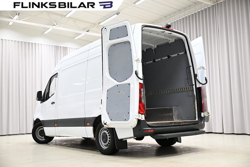 Bild 4 av Mercedes-Benz Sprinter 316 CDI Skåpbil Automat|GPS|Backkamera|Drag|Värmare|EnÄgare|Leasbar
