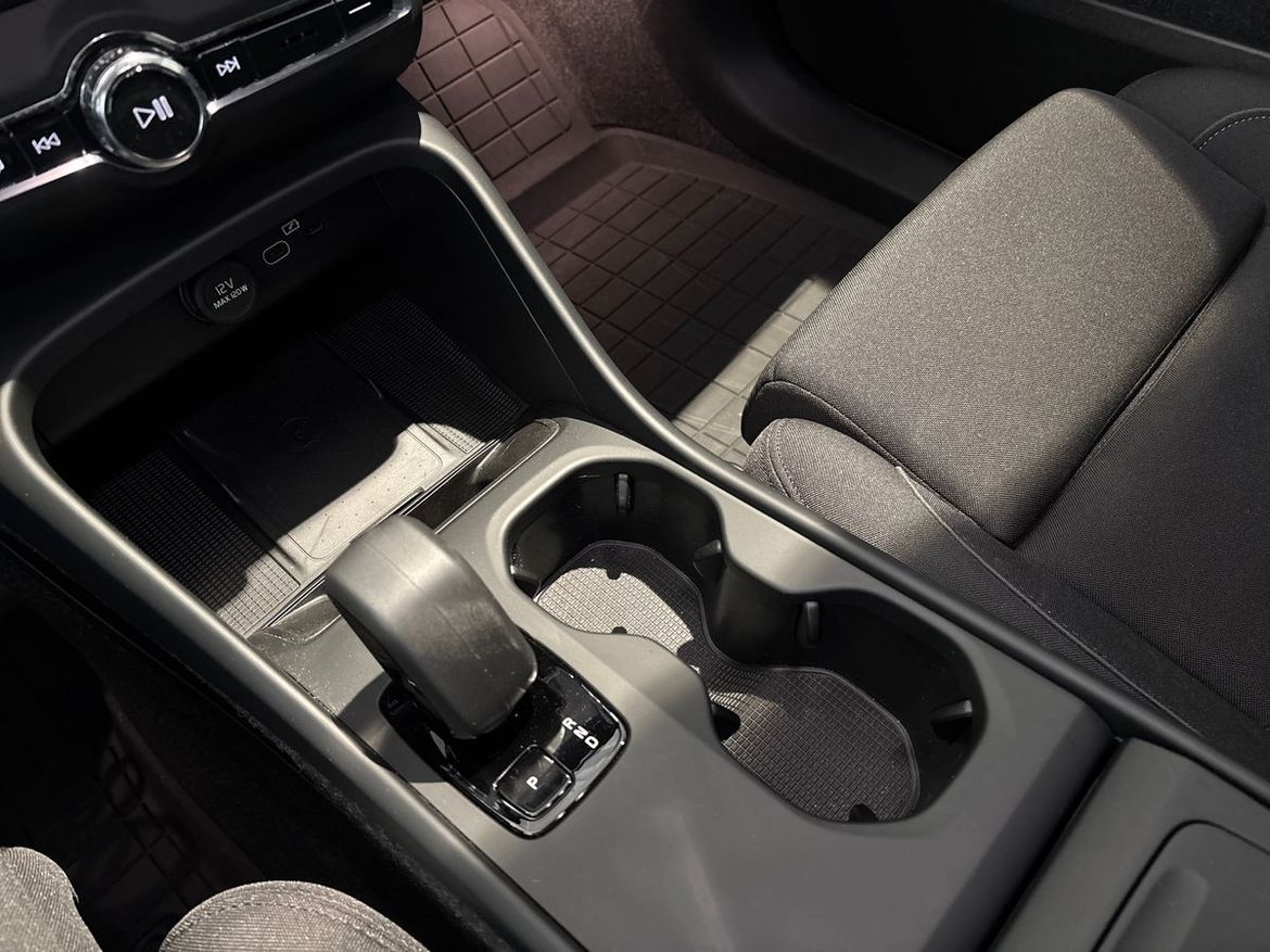 Volvo EC40 2025 - miniatyr 16