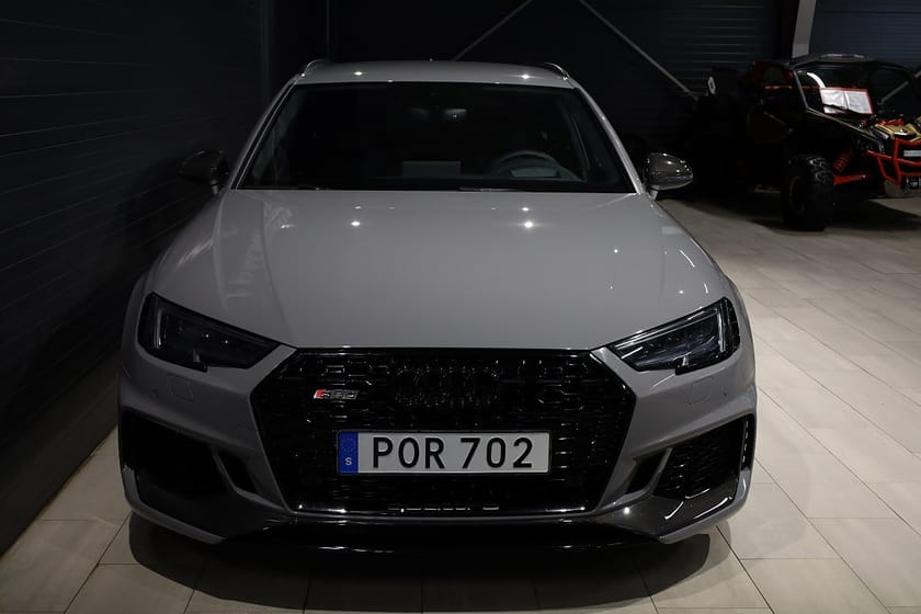 Bild 2 av Audi RS 4 Avant RS4 2.9 V6 TFSI Q Keramiska/Kolfiber/B&O/Milltek