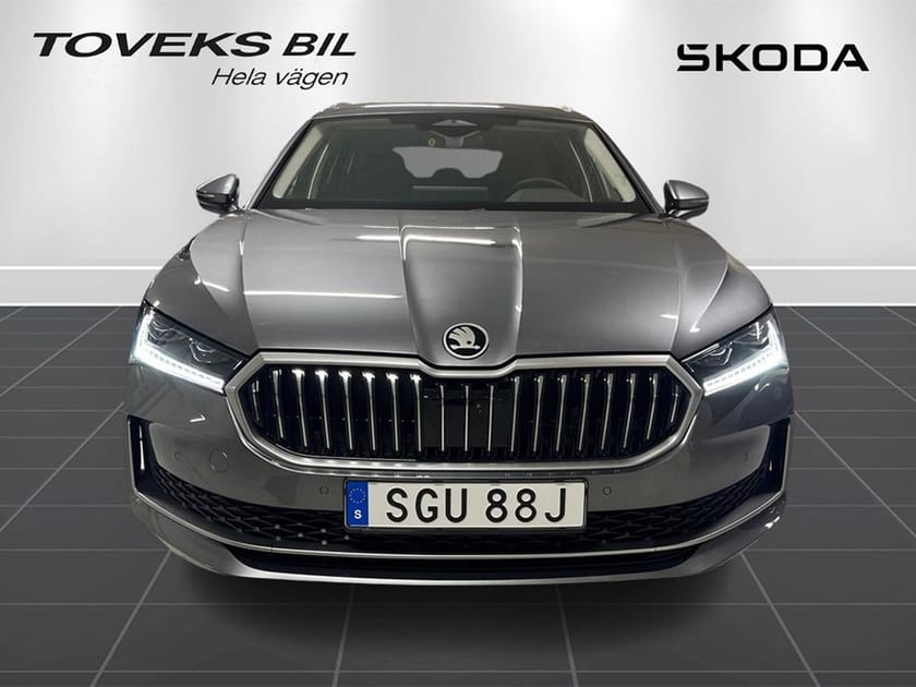 Bild 3 av Škoda Superb iV Combi L&K 1,5 TSI 204hk LAGERBIL