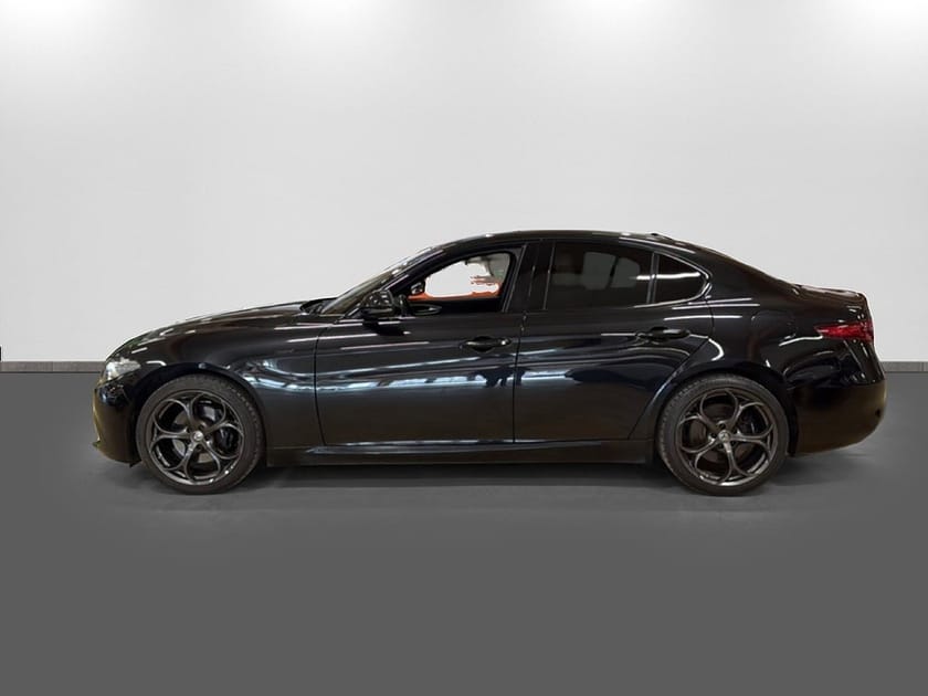 Bild 4 av Alfa Romeo Giulia 2.0 Turbo 200hk Sprint Automat Veloce-Paket