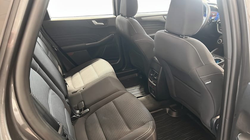 Bild 5 av Ford Kuga Plug-In Hybrid 2,5 PHEV 225Hk FWD Titanium
