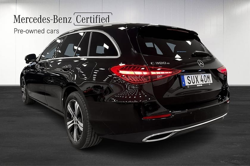 Bild 4 av Mercedes-Benz C 300 T e Distronic Drag Minnesstolar Carplay Rattvärme