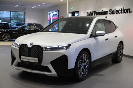 BMW iX xDrive40