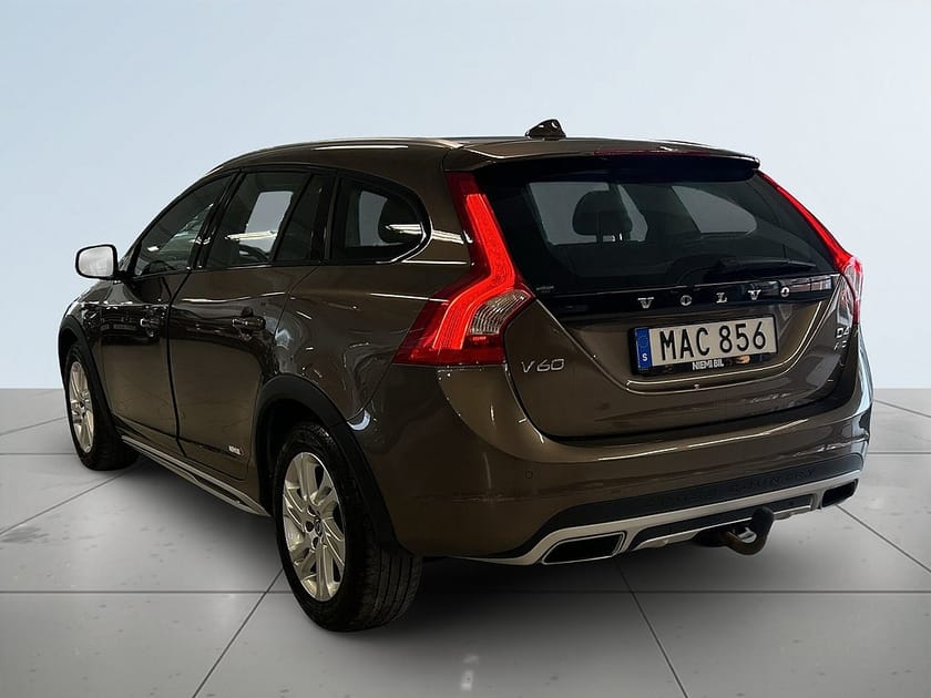 Bild 5 av Volvo V60 Cross Country D4 AWD Summum Dragkrok Mvärm Helskinn Farthållare S&V