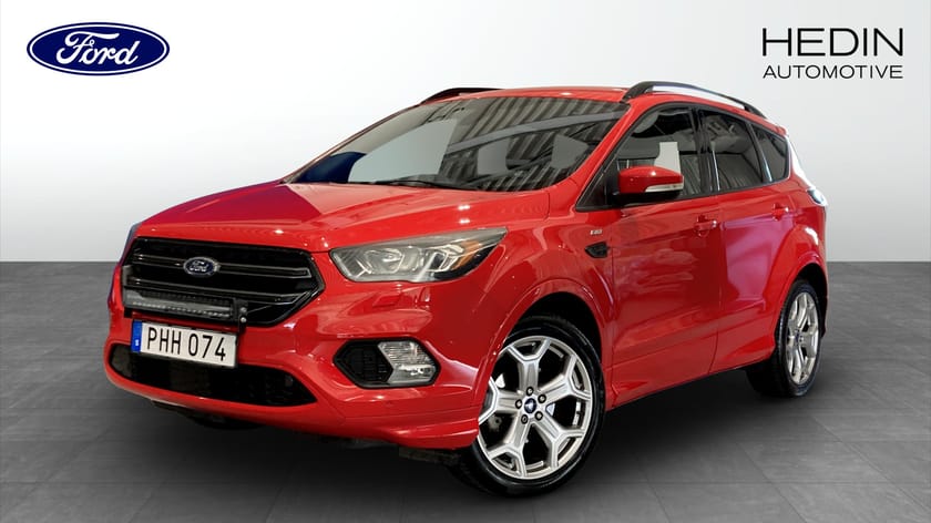 Bild 1 av Ford Kuga 1.5 ST-line Manuell 150hk 3,95% ränta!