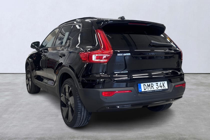 Bild 4 av Volvo EX40 Twin Motor Performance M Plus Black Edt