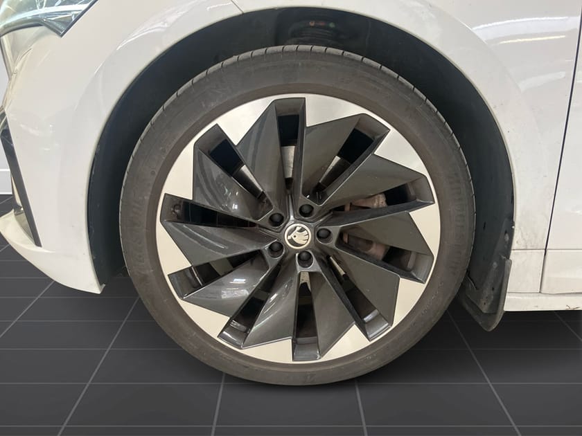 Bild 4 av Škoda Enyaq iV 80x 82 kWh Sportline 265hk