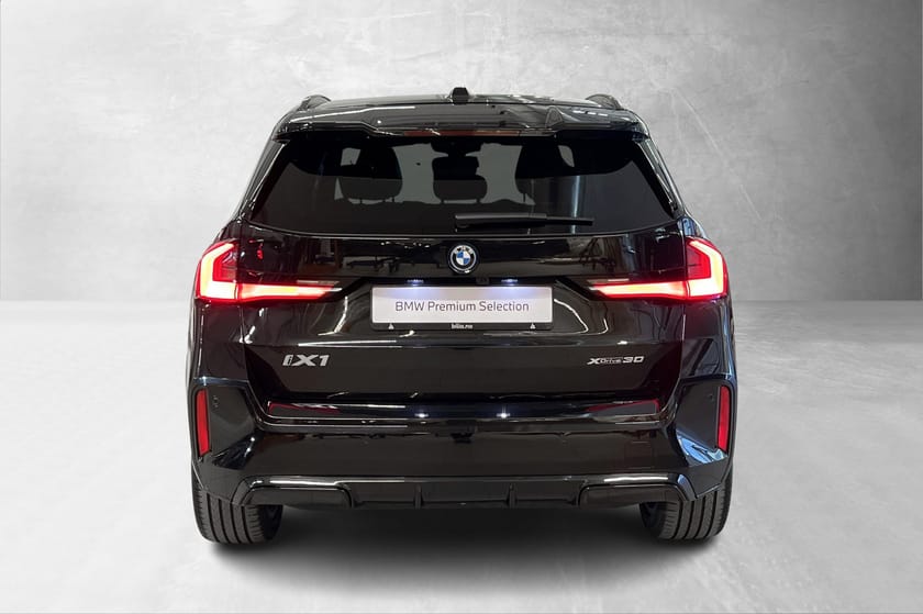Bilde 3 av BMW iX1 xDrive30 FullyCharged,M-sport,Pano,Harman/Kardon