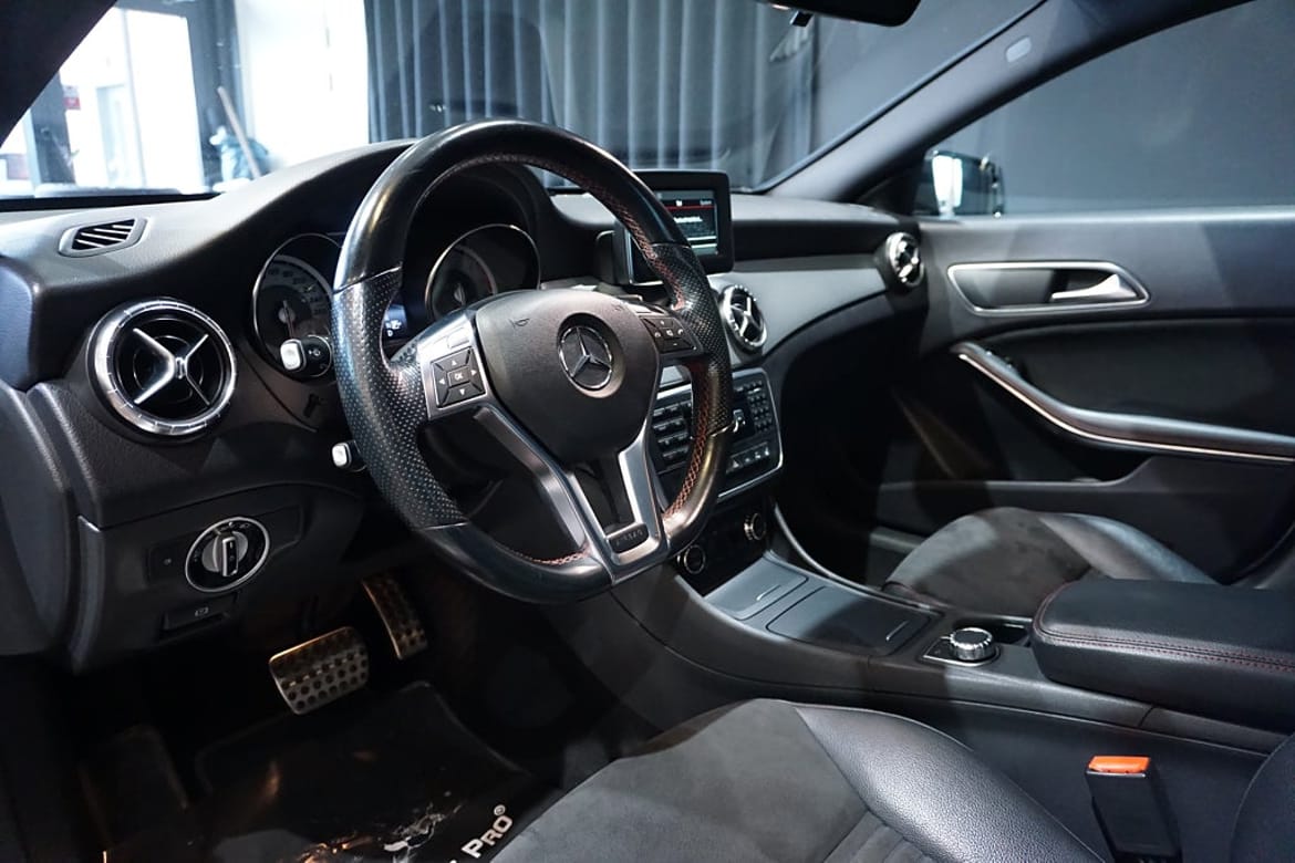 Mercedes-Benz CLA 2014 - miniatyr 11