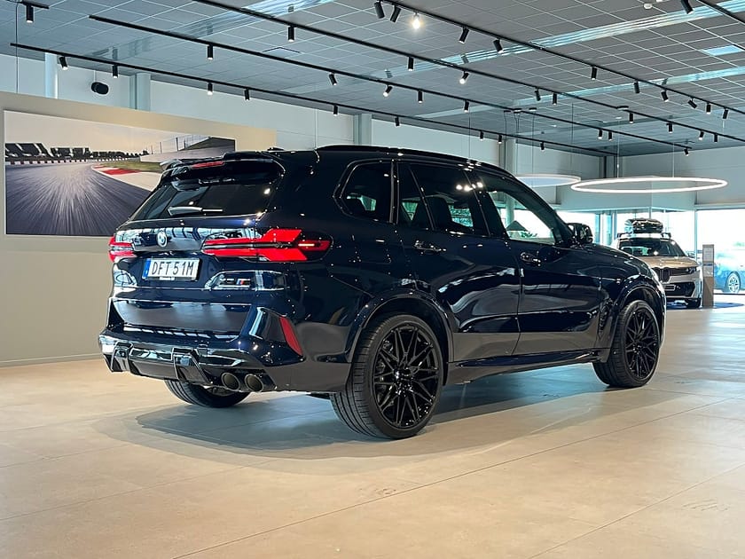Bild 4 av BMW X5 M Competition X5M Massagestolar Panorama Sky-Lounge 626hk