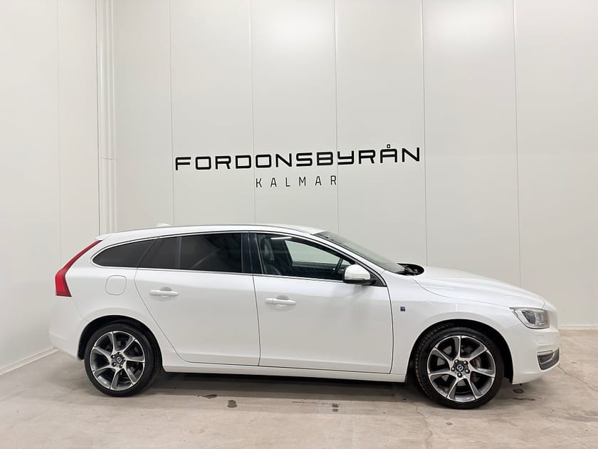 Bild 3 av Volvo V60 D4 AWD Polestar 215HK Ocean Race H/K Drag