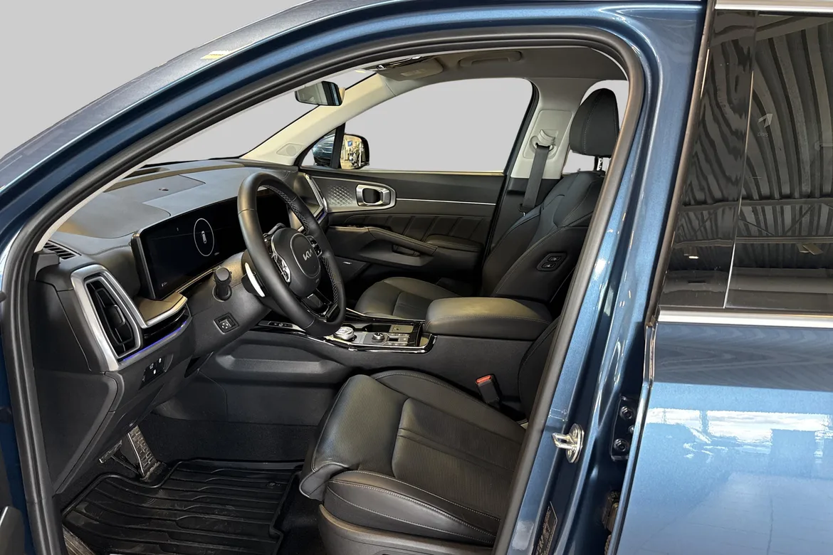 picture of a car