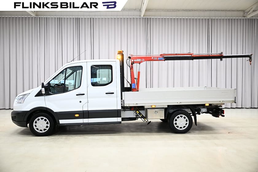 Bild 1 av Ford Transit 350 Chassi Dubbelhytt AWD 170HK Dubbelhytt|Flak|Kranbil|Leasbar|SeUtr!