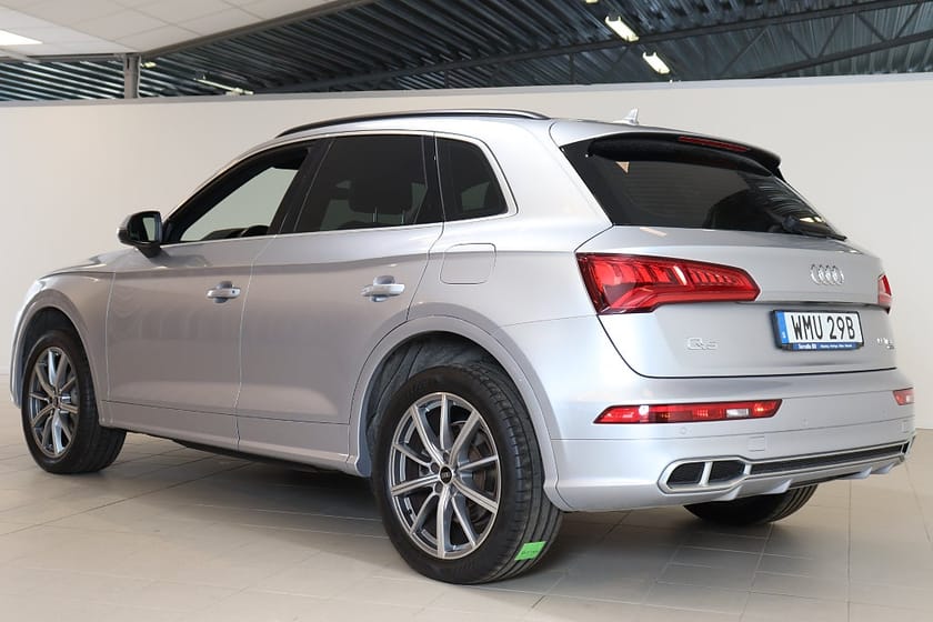 Bild 4 av Audi Q5 55 TFSI e quattro S Line Värm Drag Cockpit V-Hjul