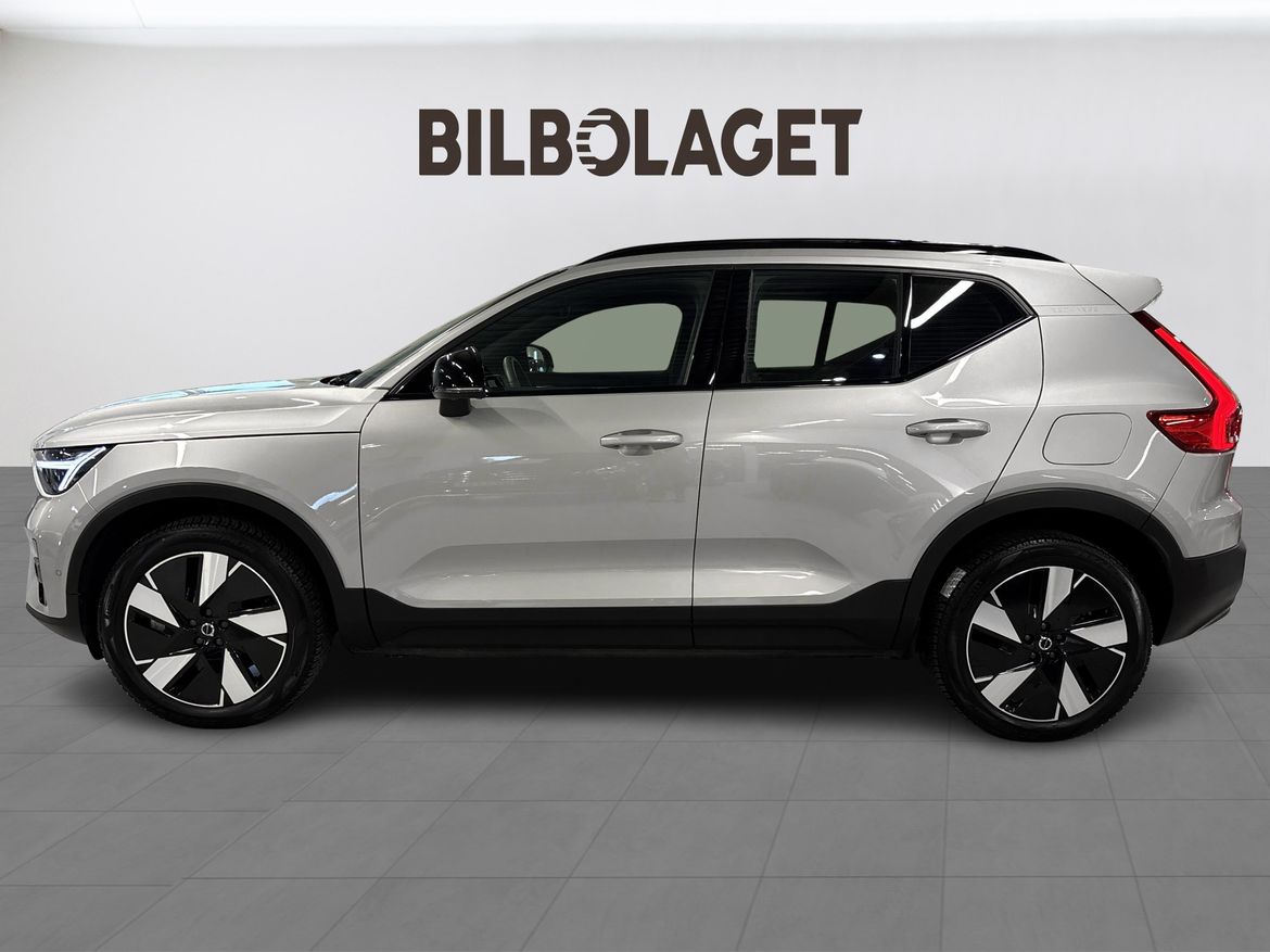Volvo XC40 2024 - miniatyr 2