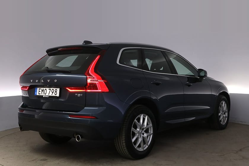Bild 5 av Volvo XC60 Recharge T8 AWD Momentum Adv. Pano Drag BLIS